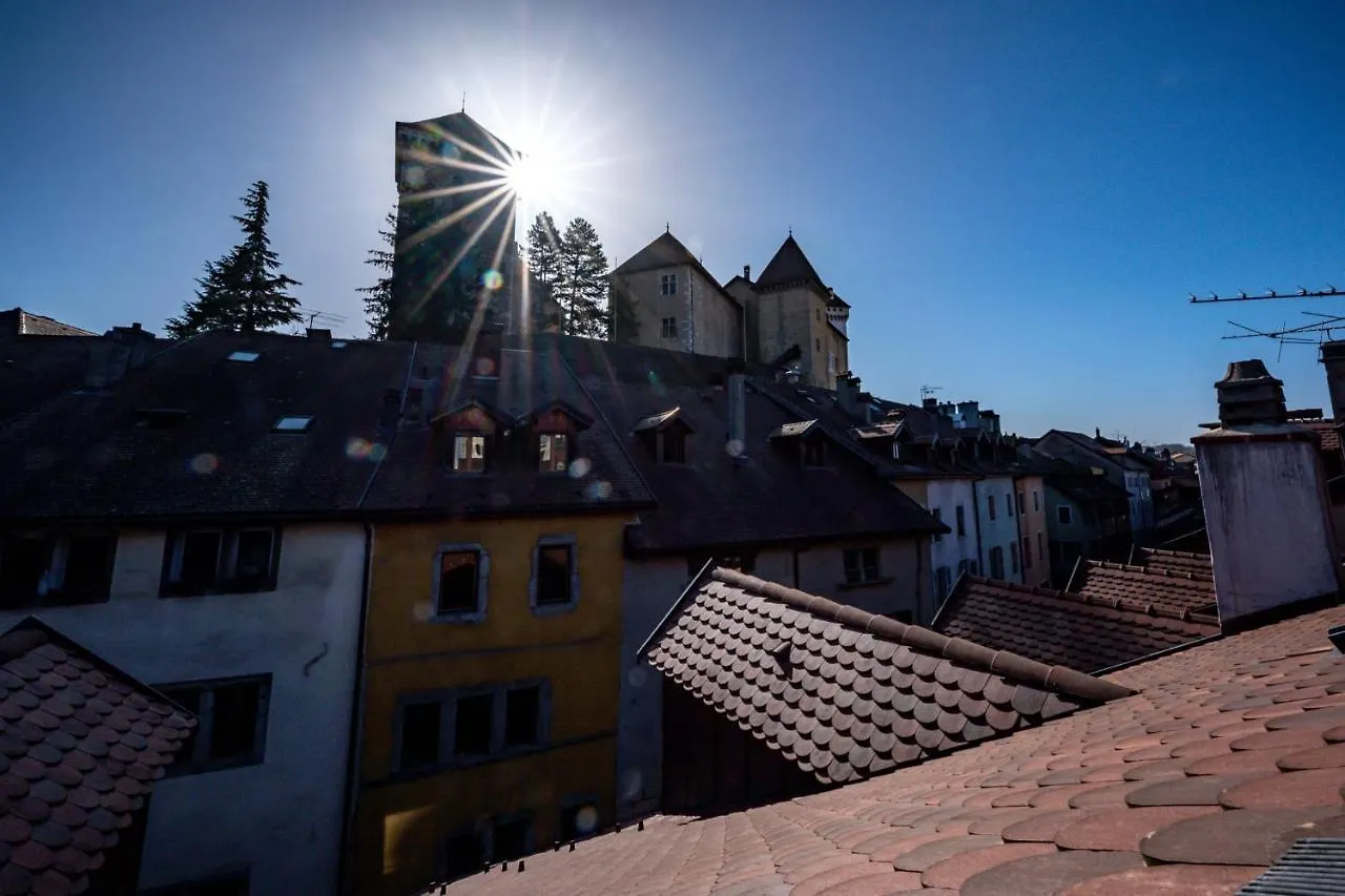 Apartment The Attic - Ideally Located In The Old Town Annecy